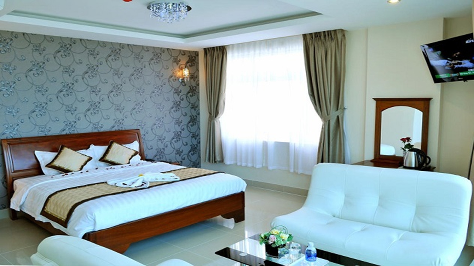 Combo Khách sạn Corvin Vũng Tàu